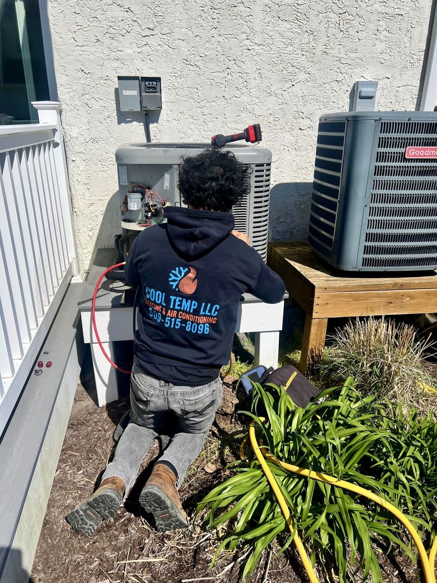 Cool Temp technician diagnosing an air conditioner not cooling in South Jersey.